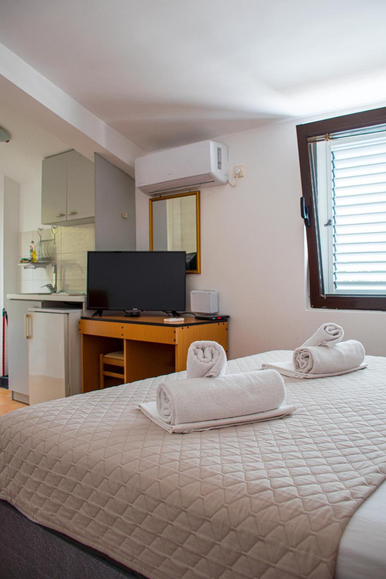 Villa Vojnic Budva Ngoại thất bức ảnh